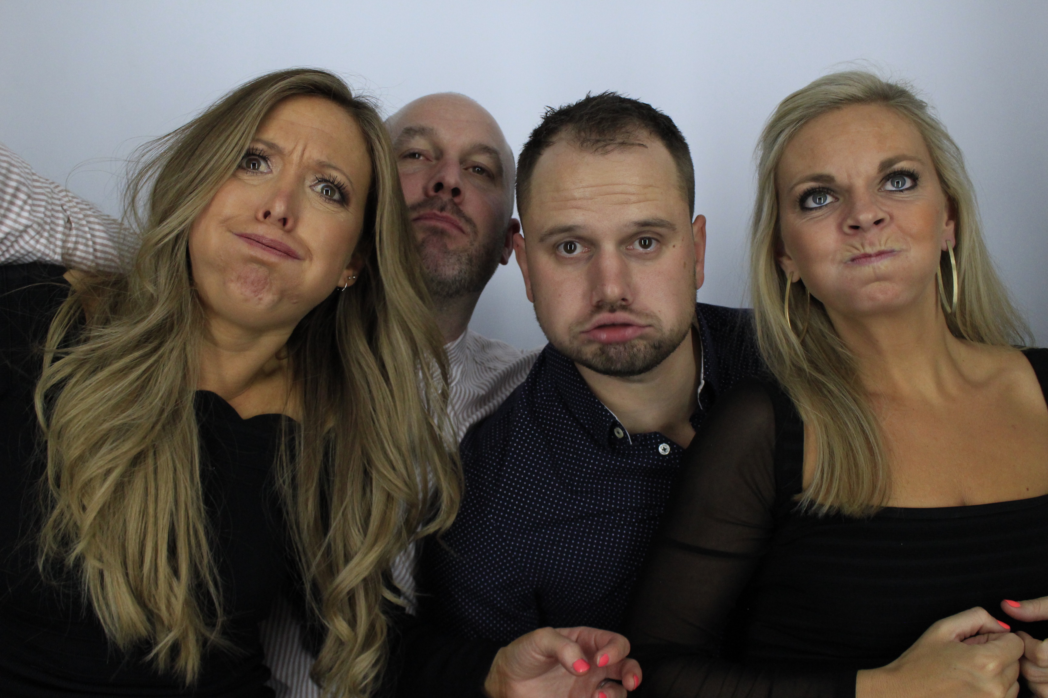 Darren and sarah’s 40th birthday celebration | View more photos from the event at gallery.myphotoboothexperience.co.uk/u/MyPhotoBoothExperienceLtd/Darren-and-sarah’s-40th-birthday-celebration